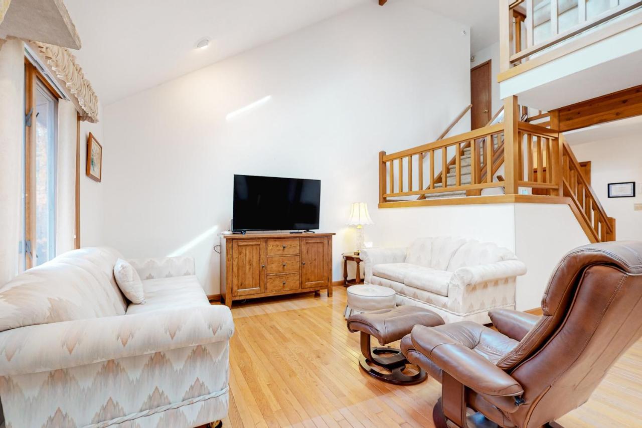 Friendship Lodge Pocono Lake Екстериор снимка