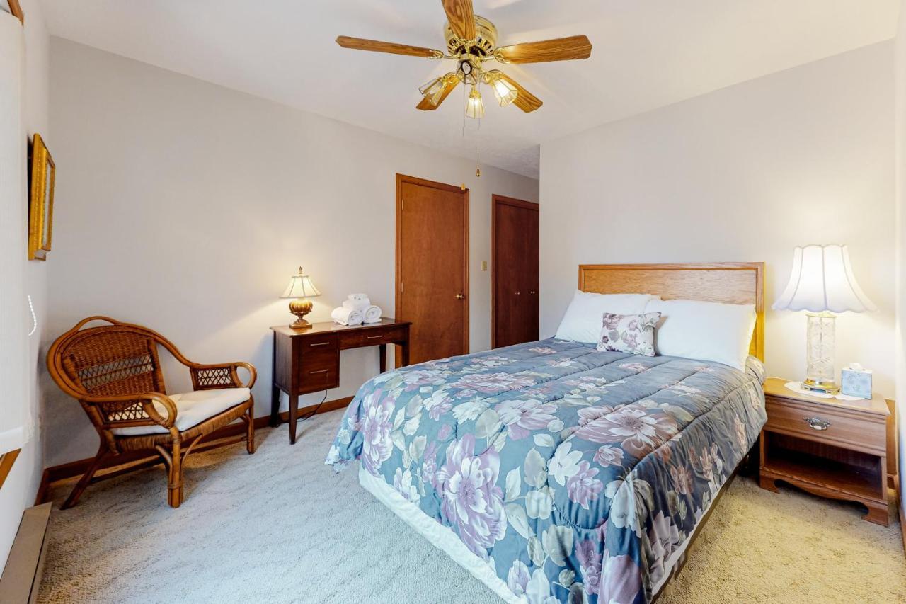 Friendship Lodge Pocono Lake Екстериор снимка